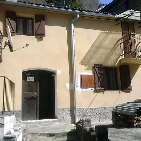 Holiday home Soggiornare In Valle Soana *