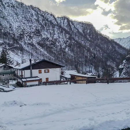 Holiday home Soggiornare In Valle Soana
