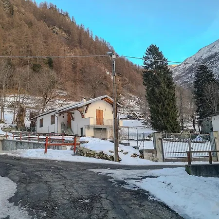 Holiday home Soggiornare In Valle Soana
