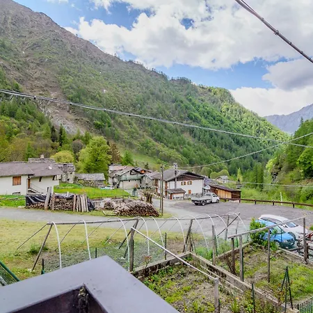 Con Vista Sulla Valle Soana Holiday home