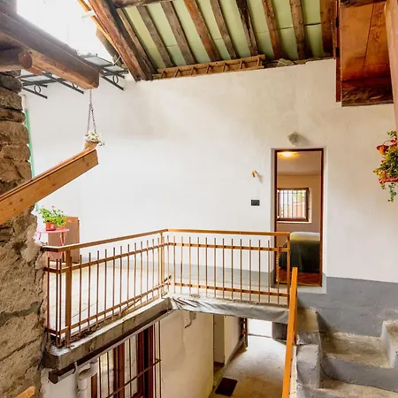 Con Vista Sulla Valle Soana