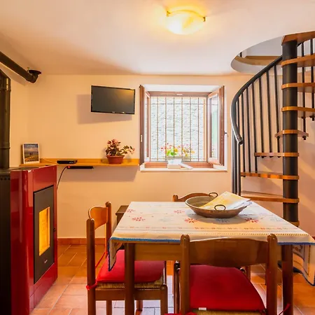 Soggiornare In Valle Soana Holiday home